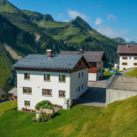 Haus Furka Hotel Damuels Exterior foto