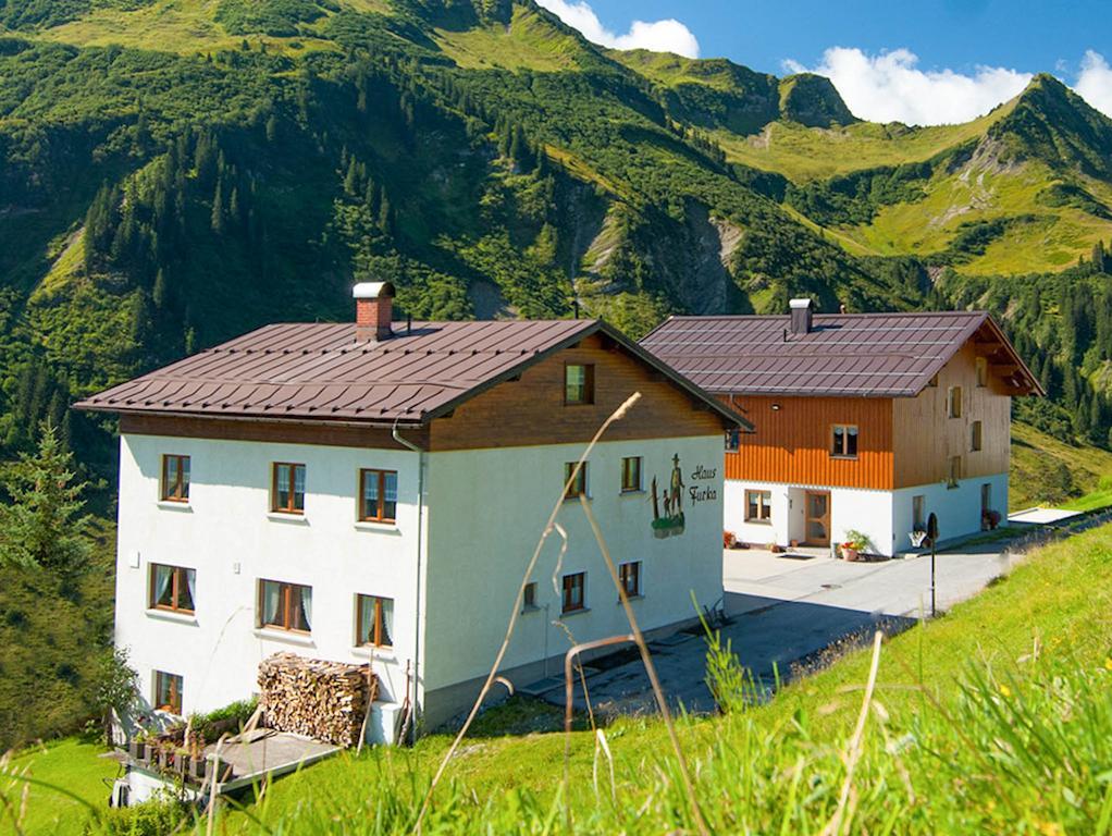 Haus Furka Hotel Damuels Exterior foto